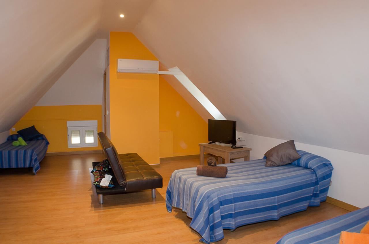 Hostal Los Calatravos อัลกาญิซ ภายนอก รูปภาพ