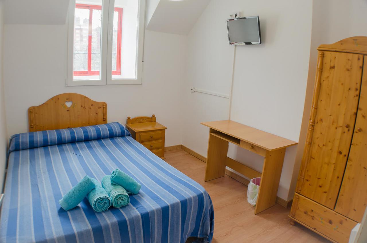 Hostal Los Calatravos อัลกาญิซ ภายนอก รูปภาพ